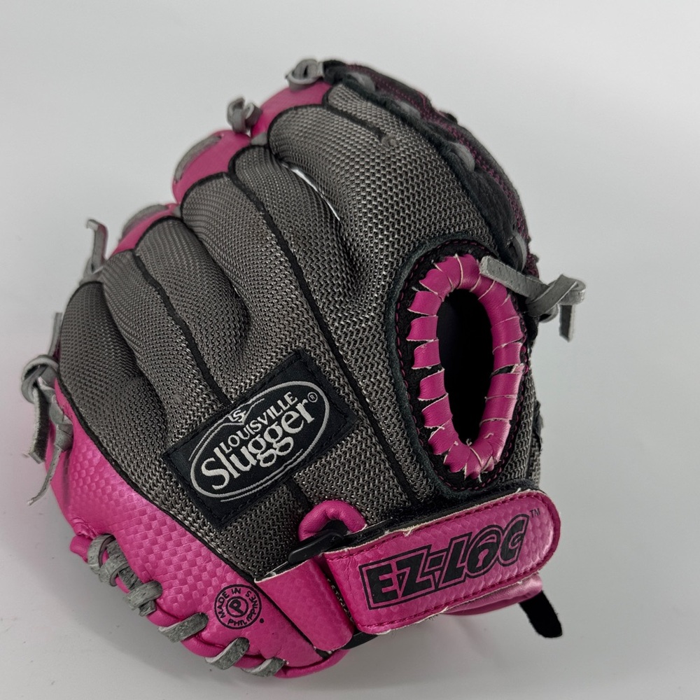 Louisville Slugger Girls Pink and Gray Baseball Glove Size 10.5 EUC